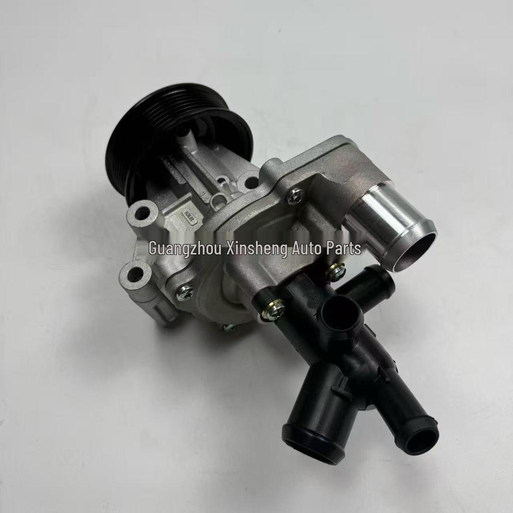 3.2T Engine Water Pump Assembly for Ford Ranger (UH02-15-YE2A)