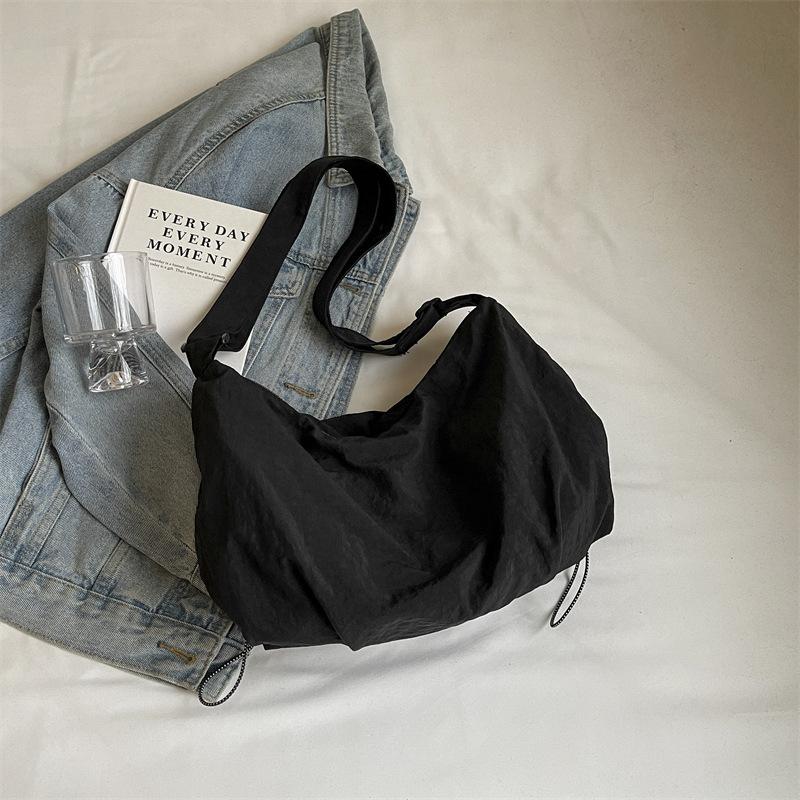 Solid Color Large-capacity Leisure Bag 2025 Summer New Foreign Style Shoulder Messenger Bag Going Out Travel Bag Fashion Backpack