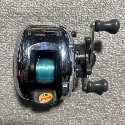 Used Shimano Metanium XT Bait Reel Silver Right Handle with No. 3 Line