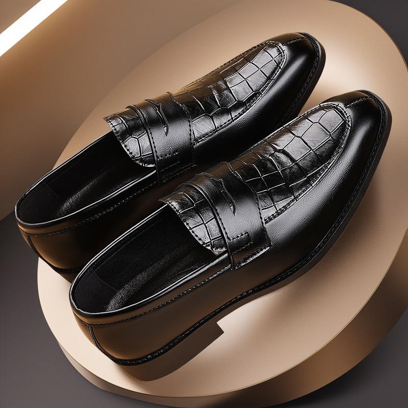 Spring and Autumn Men's Shoes Dress Casual Shoes Men's British Foot Set Large Size Leather Shoes Men's