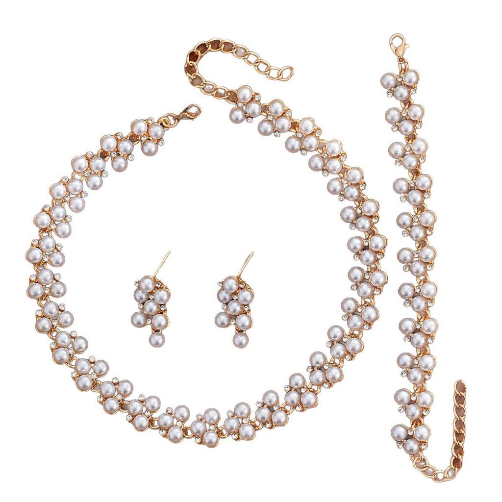 Luxurious Geometric Rhinestone Pearl Jewelry Set: Necklace, Bracelet, Earrings