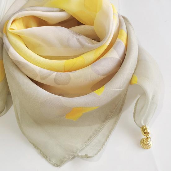 Bufanda de Mujer Patrón de Planta y Flor Hebilla Metálica Magnética Textura Suave Bufanda Protección Solar y del Viento Pañuelo para la Cabeza Accesorios de Playa y Viaje