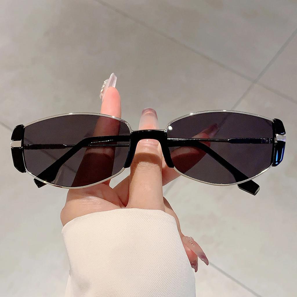 Retro Cat Eye Sunglasses Women Popular Korean Style Trends Shades Fashion Luxury Brand Metal Design Sun Glasses