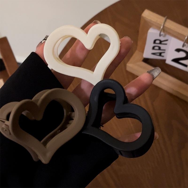 Love Grip Clips Simple Frosted Grab Hair Clip Women Small Matte Nonslip Gripping Spoon Hairpin Girls Hair Accessories
