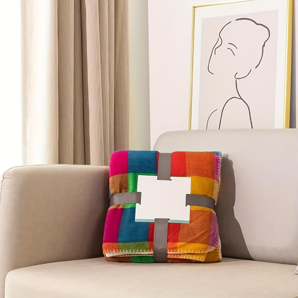 Colorful Geometric Fleece Blanket -Double Layer Soft Polyester Machine Washable All-Season Comfort Ideal for Naps and Relaxation