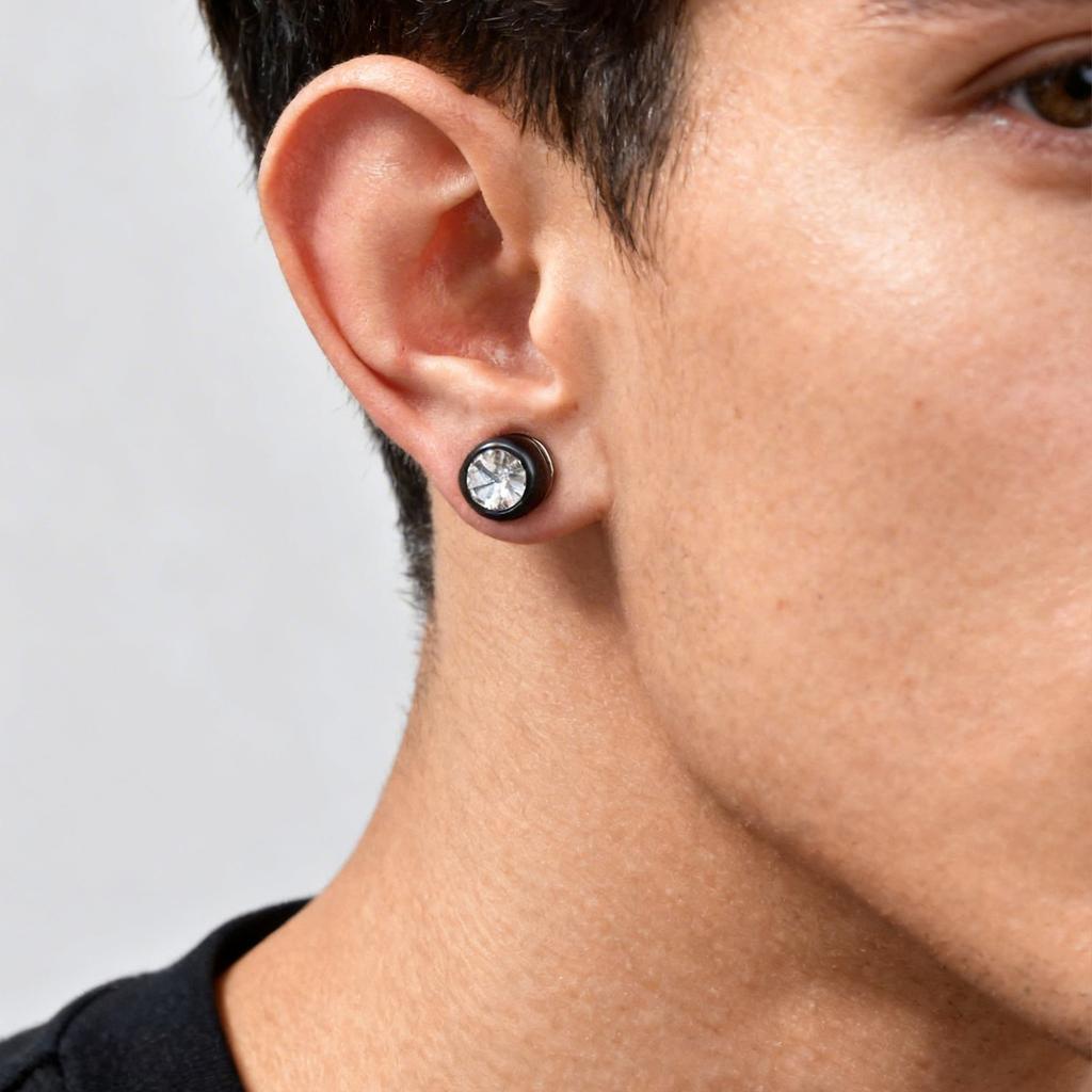 Stylish Round Zircon Non Piercing Small Earrings Stainless Steel Magnetic Ear Studs Clips for Men Punk Fashion Jewelry Gifts