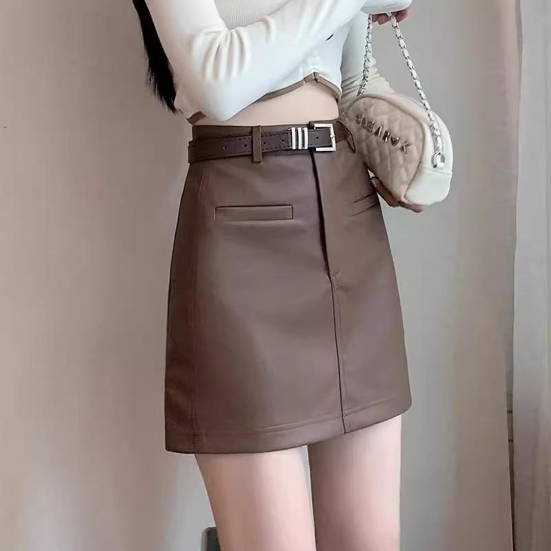 

2024 High-Waisted Black PU Leather Midi Skirt for Women - Petite, Slimming, Spring/Autumn S (suggested 81-90 jin)