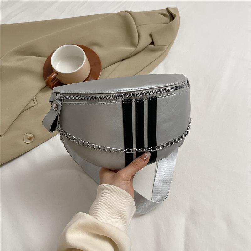 

Красива весняна персоналізована сумка під пахвами Модна жіноча жіноча сумка 2024 Нова проста нагрудна сумка Сумка на плече Красива сумка-мессенджер срібний