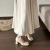 Thick-heeled high heels, women's temperament is not tiring, and the new autumn and winter shoes are square-toed pumps