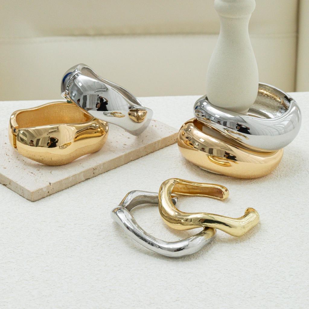 Irregular Punk Hip Hop Chunky Bangles for Women Goth Geometric Smooth Metal Charm Wide Bracelets Couple Jewelry Gift