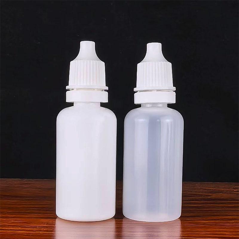 Translucent HDPE Squeeze Bottles: 10ml, 30ml, 50ml, 100ml - Ideal for Liquid Dispensing and Eye Drops.