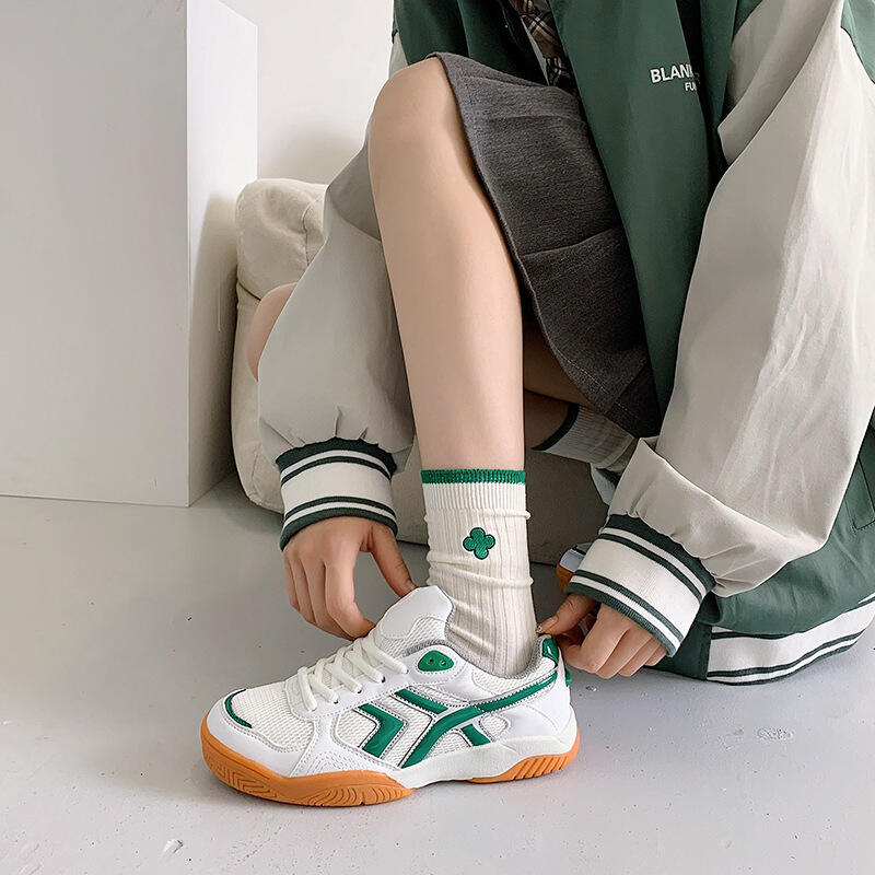 5 Pairs of Women s Lucky Clover Golji Mid-Calf Socks 5 pairs (random colors)