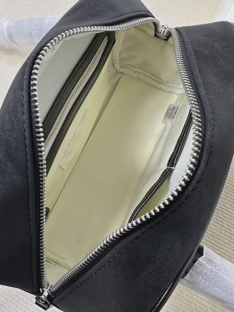 Spot Stand Oil Bowling Shoulder Bag - Xu Yunzhen, HyunA, Jin Xuexuan Inspired Style