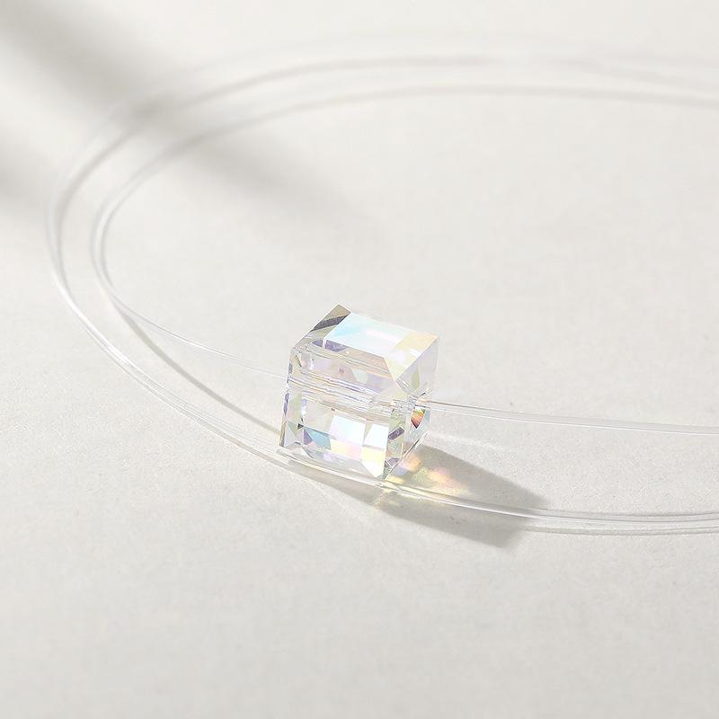 

Ожерелье с подвеской из прозрачной лески и круглой бусиной для женщин с цепочкой на ключицу и шею из свежего сахарного жемчуга