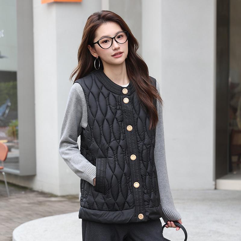

Vest women s rhombus thermal cotton vest autumn and winter new collar light sleeveless vest jacket M чёрный