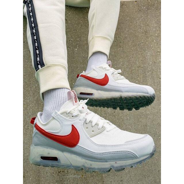 

Nike Air Max 90 Terrascape Next trainers in white and red