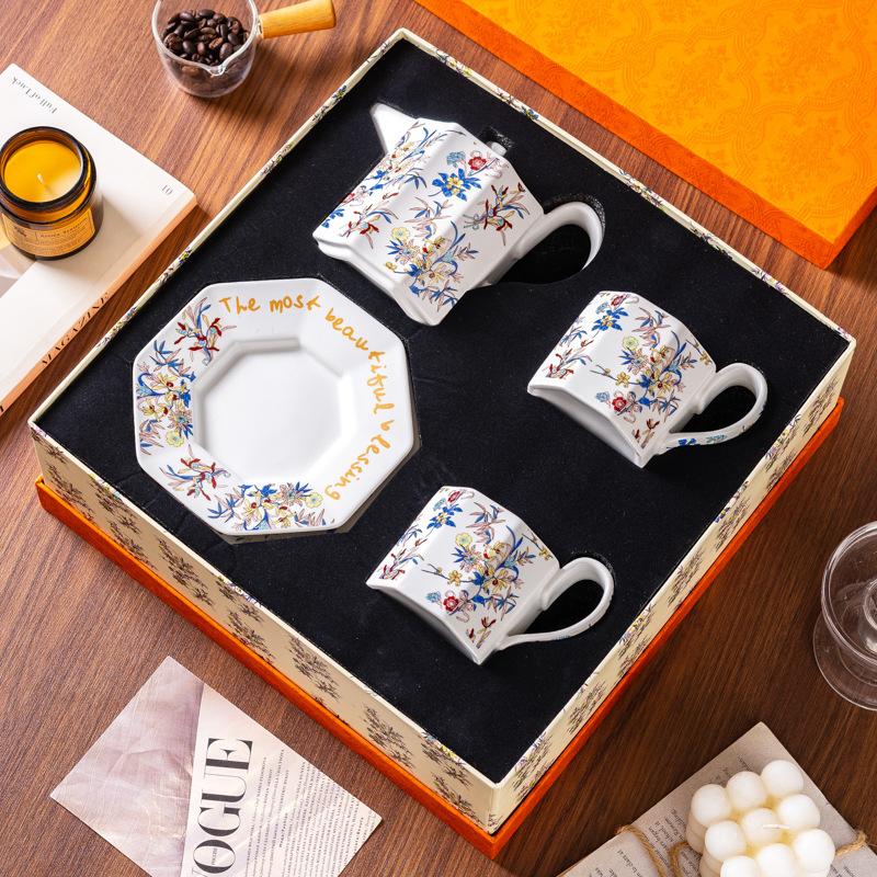 High-End Exquisite Coffee Cup And Saucer Set, Newlyweds, Housewarming, New Home, Giving Friends, Practical Tea Set, Hand Gift, Heating Gift