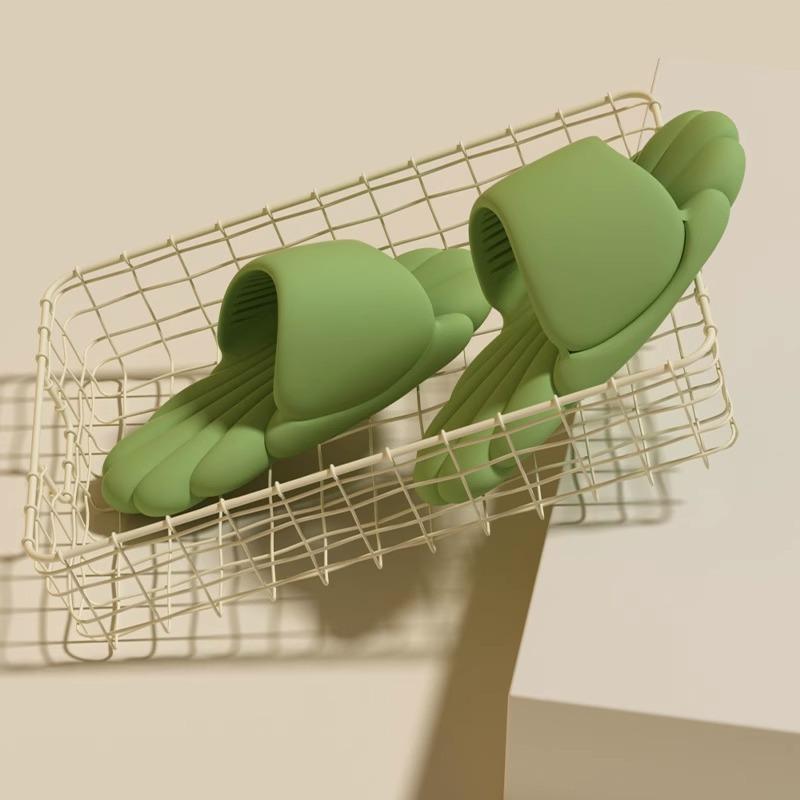 2025 Summer Light Soft Sole Slippers Comfortable Simple Home Non-slip Outdoor Personality Leisure Beach Sandals