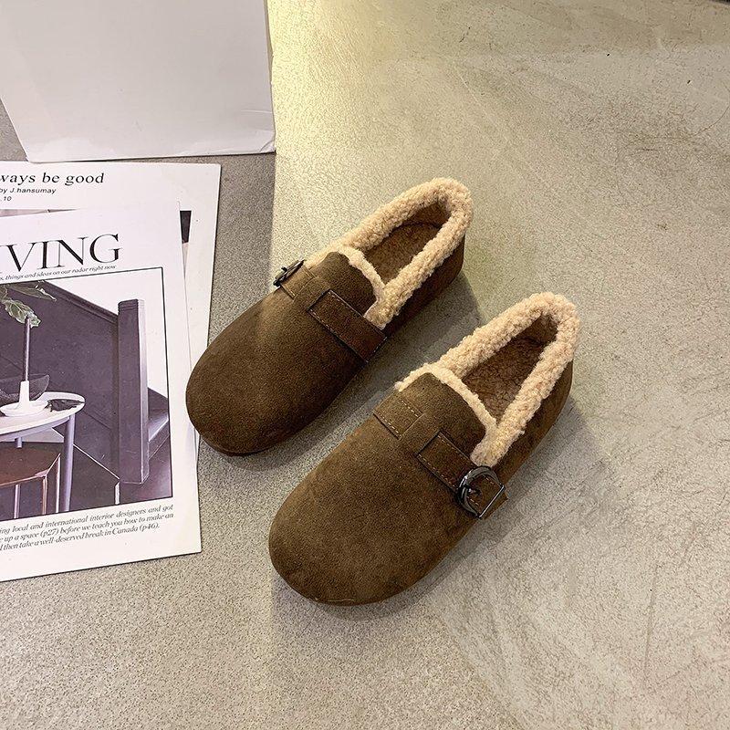Retro Casual Winter Cotton Shoes Women Buckle Band Wool Fur Flats Woman Round Toe Loafers Fur Moccasins Warm Plush Sneakers 2024