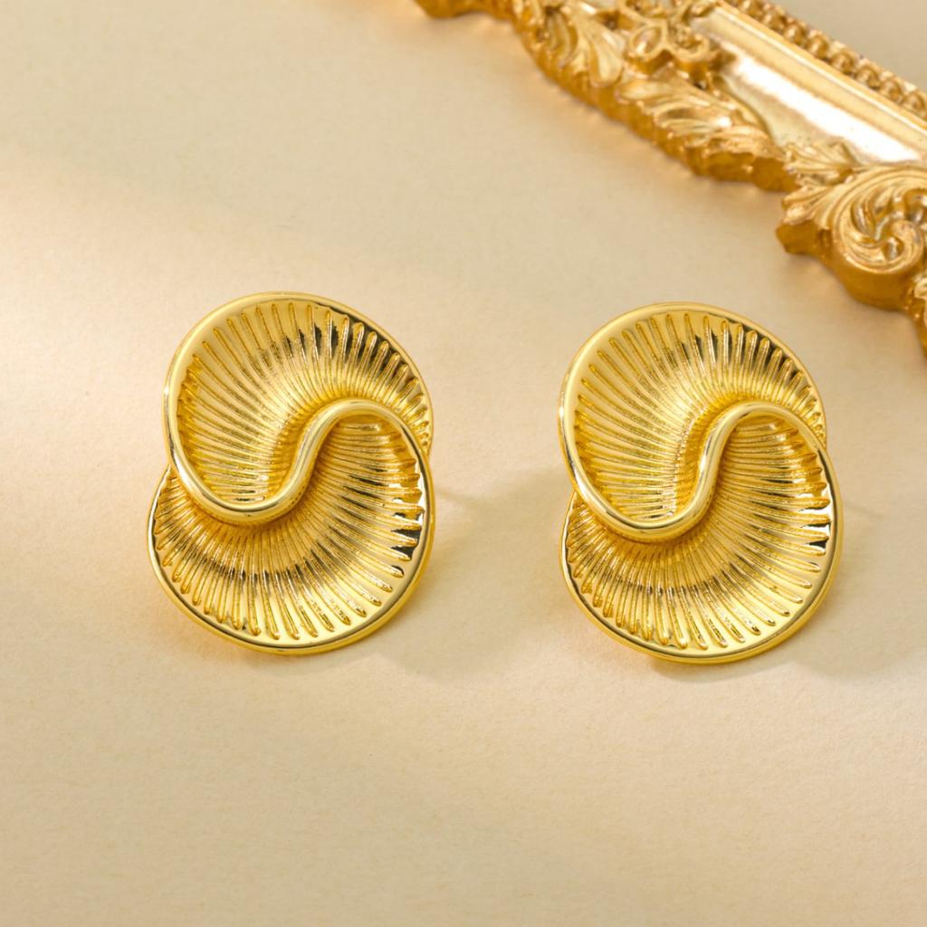 Ins Style Copper Plated 18k Gold Droplet Texture Spiral Earrings Internet Famous Same Asymmetrical Color Retention Women