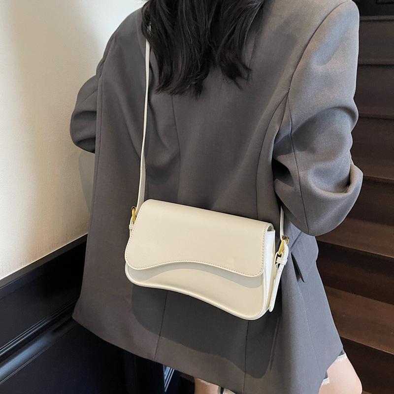 Underarm Bag Women's Versatile 2025 New Fashion Niche Design Shoulder Messenger Bag High-end Small Square Bag