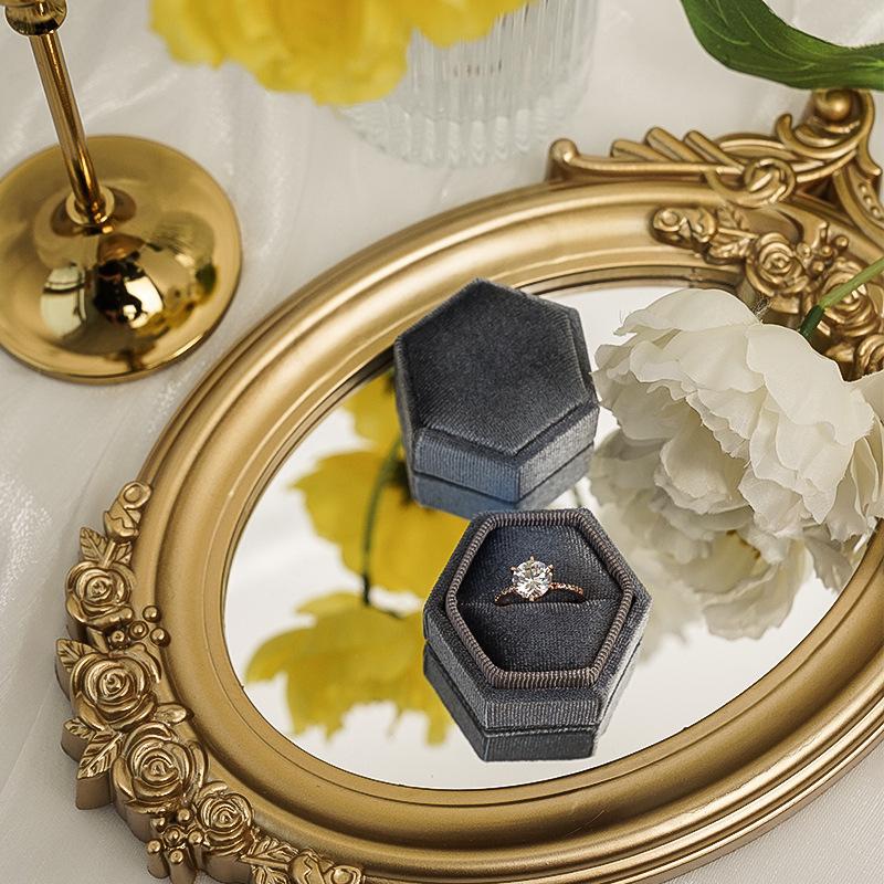 European Style Retro Carved Mirror Exquisite Golden Jewelry Tray Multifunctional Wall Mounted Mirrors for Room Decoration 2025