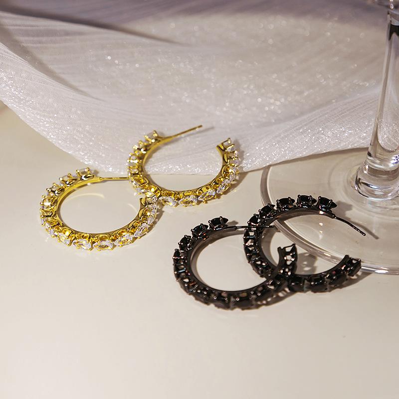 Zircon C-Shaped Earrings, High-End Light Luxury Inlaid Earrings, Niche Simple Earrings.