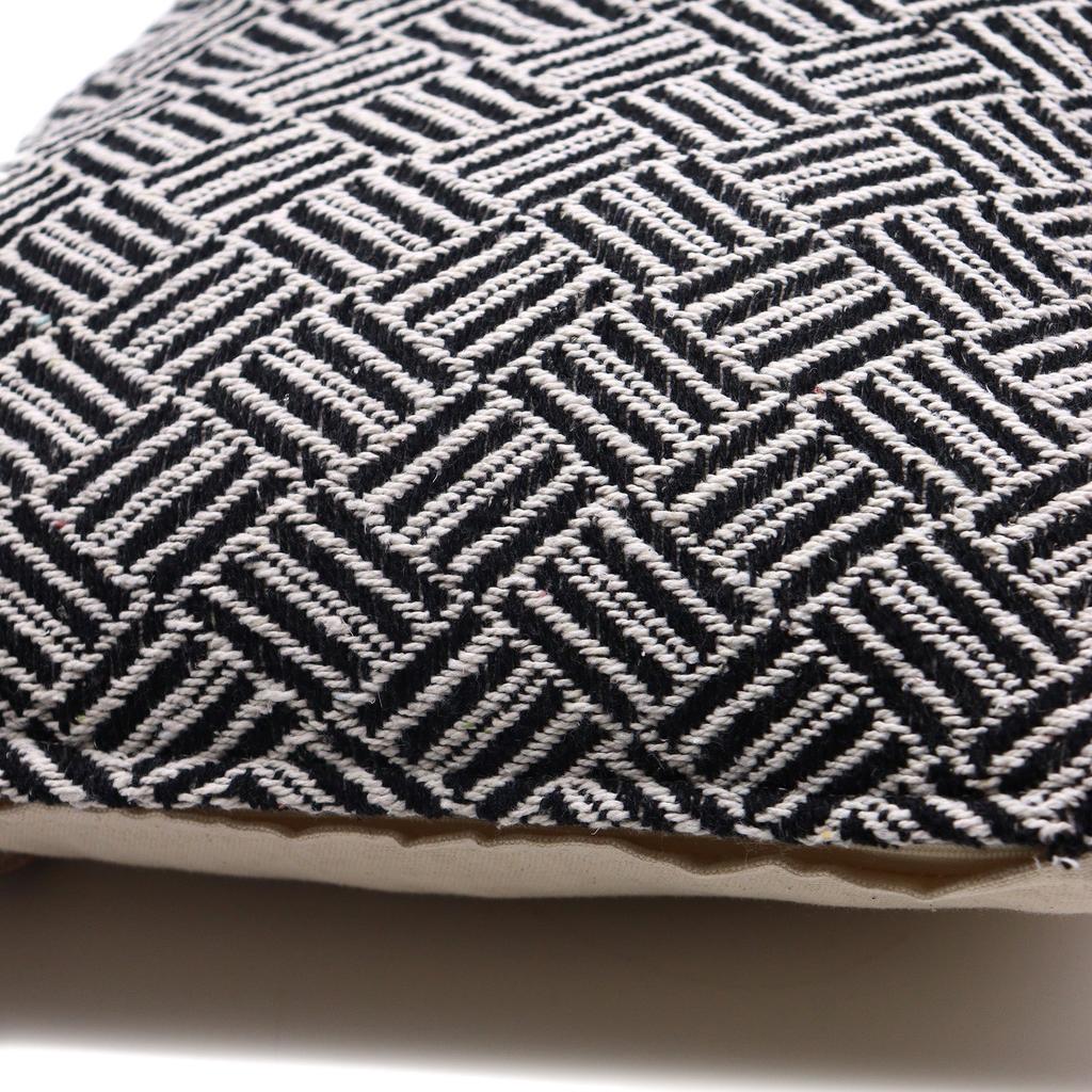 Cushion Cover Cotton Criss-Cross Black 40x40 cm