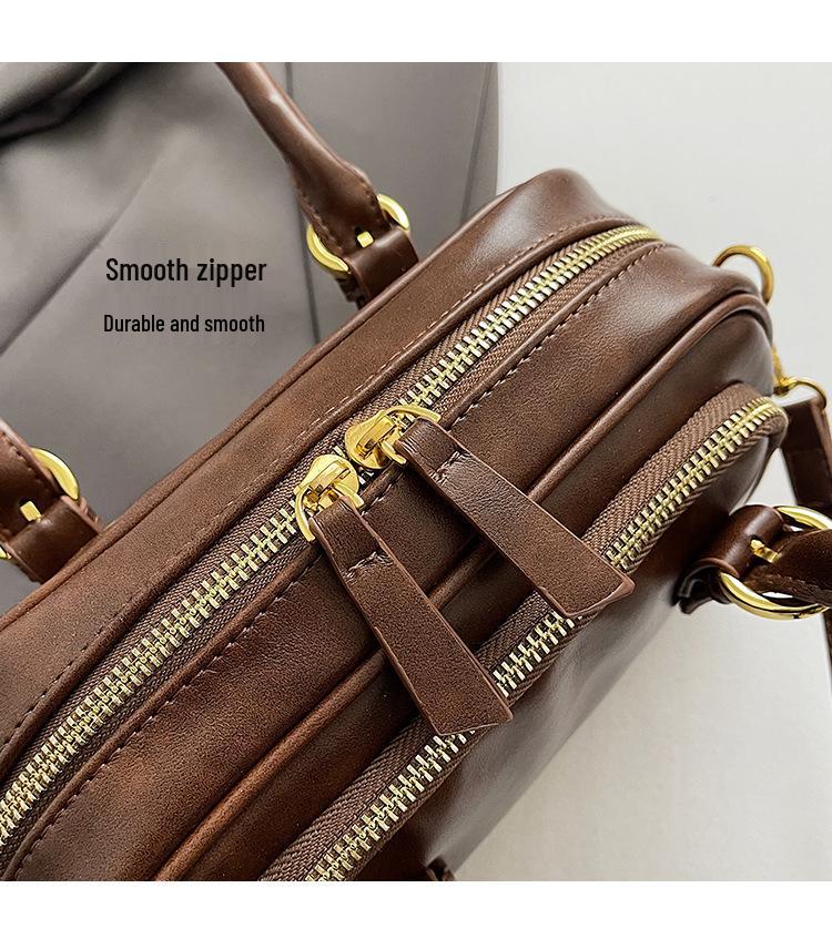 Women's 2024 Retro Handheld Crossbody Bowling Bag: Versatile & Stylish Design