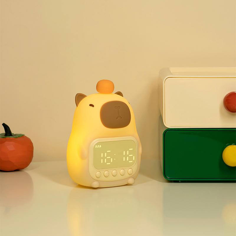 Niedlicher Wiederaufladbarer Kinderwecker Nachtlicht Touch Snooze Always-On Display Schreibtischuhr 12/24H Alarm LED-Uhr