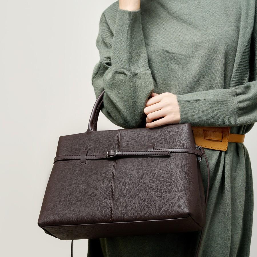 Fashion Commuter Briefcase Versatile Large Capacity Shoulder Bag Leather Handbag