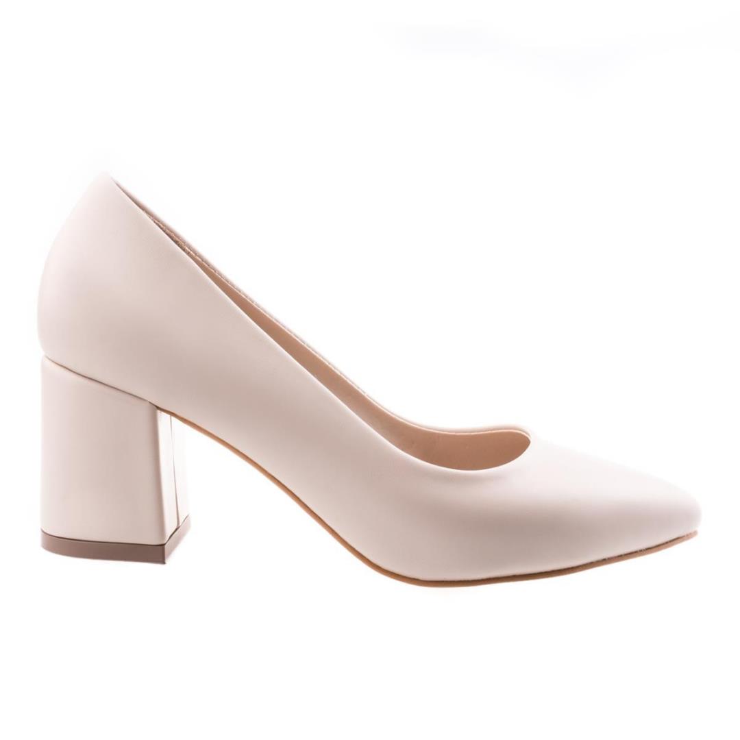 

Женские туфли на среднем каблуке из веганской кожи 39