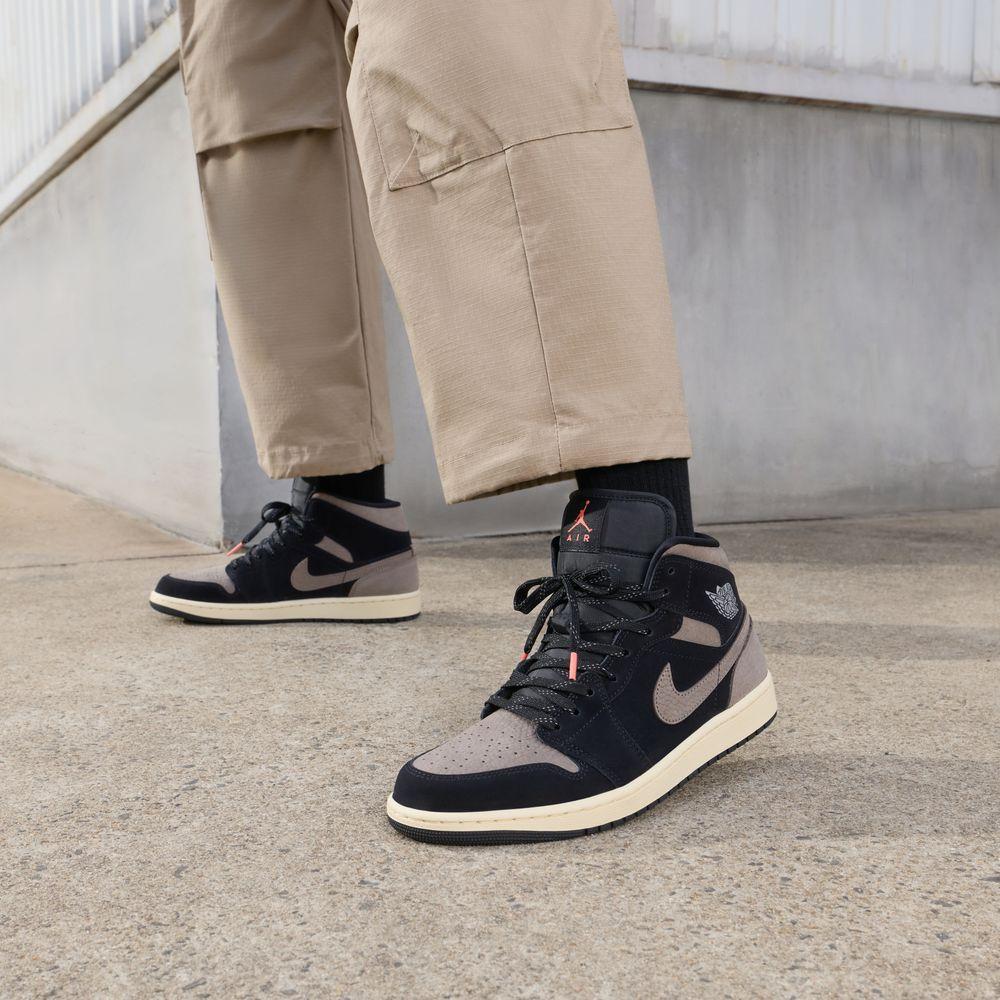 Jordan 1 Mid SE Оливково-серый 42.5