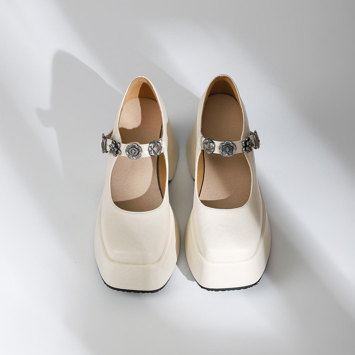 

French high-heeled Mary Jane single shoes women s thick-heeled women s shoes 2025 new square head retro rhinestone belt small leather shoes 39