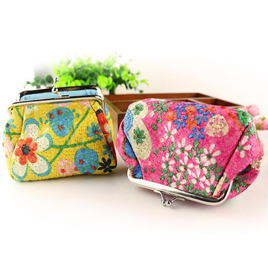 Portamonete portamonete con portamonete ricamato con fiori carini alla moda da donna