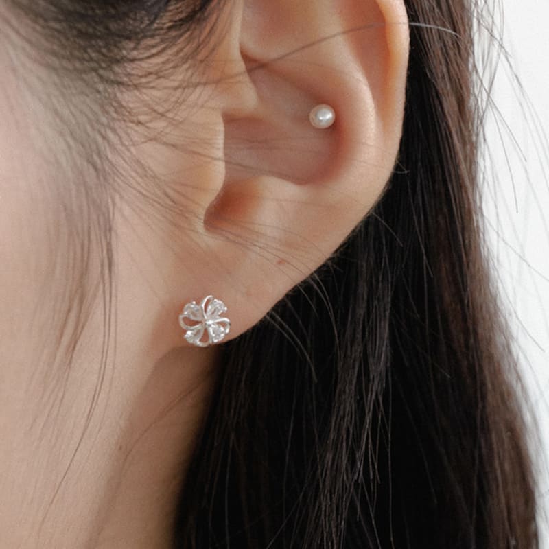 GETMEBLING CUBIC CLOVER OHRRING