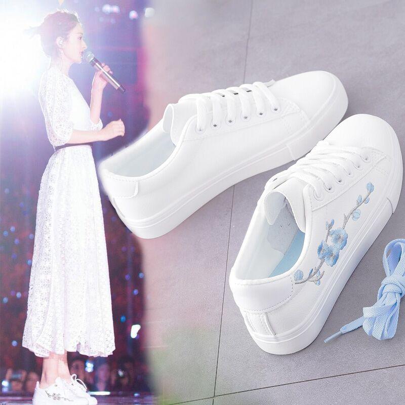 Fashion Chinese Style Embroidered Little White Shoes Female Student Flat Casual Sneakers 2025 Spring New Breathable Womens Board Shoes