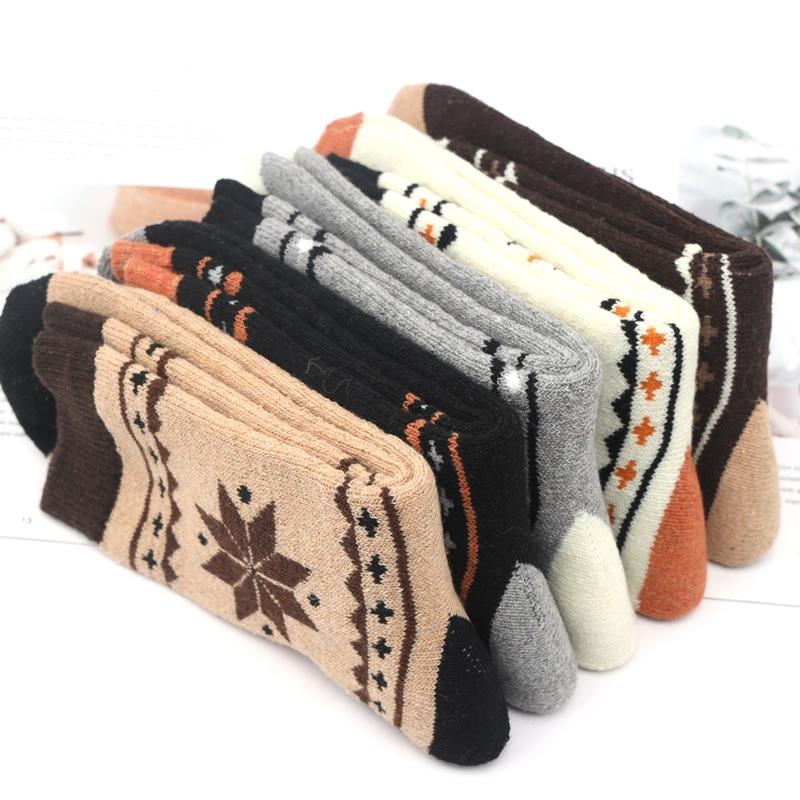 5 Pairs Winter Men's Socks Thicken Sheep's Wool Socks Warm Women Retro Style Colorful Fashion Man Socks for Snow Boots