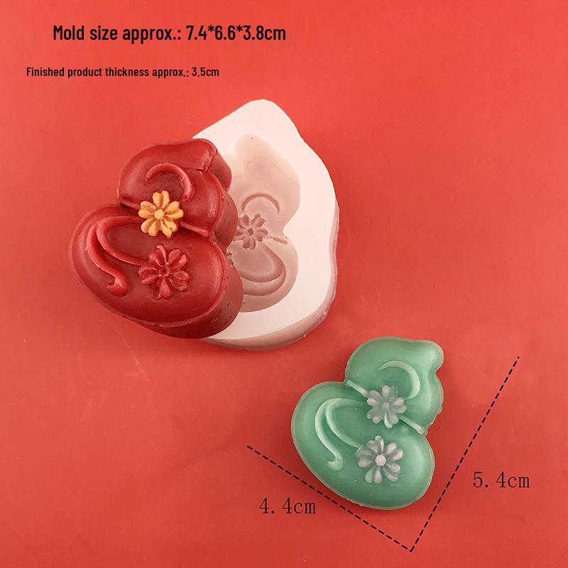 

Силиконовая форма для шоколадного мусса в форме китайской тыквы-горлянки для новогодних десертов