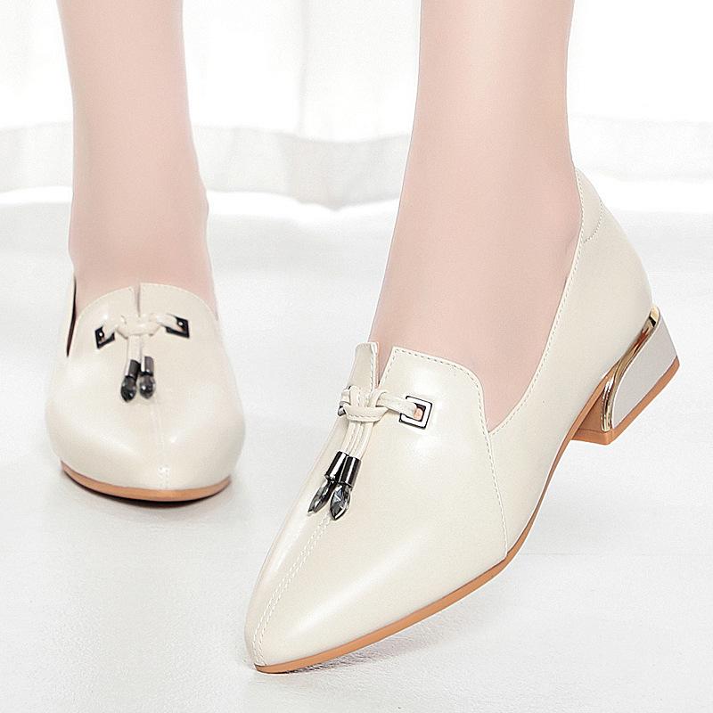 

Мягкая кожаная женская обувь для мам, осенний стиль, обувь для женщин среднего и пожилого возраста, удобная мягкая подошва, не утомляющая ноги 36