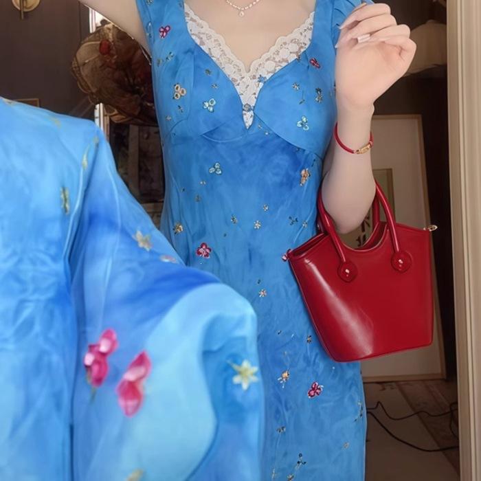 Capri blue French seaside vacation style design sense niche slim lace splicing short-sleeved dress women s summer S