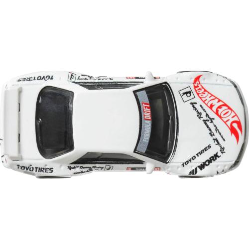 Hot Wheels Car Culture Modern Classics Nissan Skyline GT-R (R32) Pandem Vehicle Toy Diecast Car for Ages 3 and Up, White, HRV68