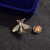 Unisex Vintage Silver Bee Brooch Pin – Stylish Lapel/Suit Accessory