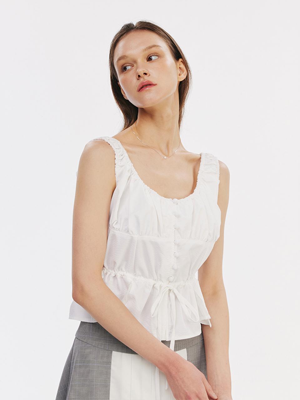 Kisserihe Sleeveless Shirred Blouse