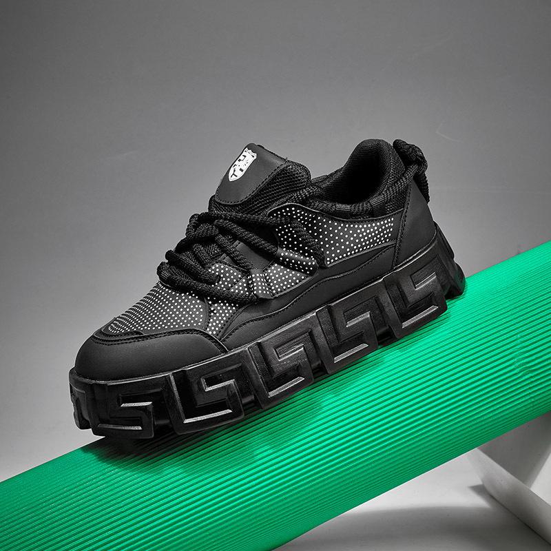 

Летние новые модные мужские кроссовки из зеленой сетки, обувь на толстой подошве, повседневная спортивная обувь 45