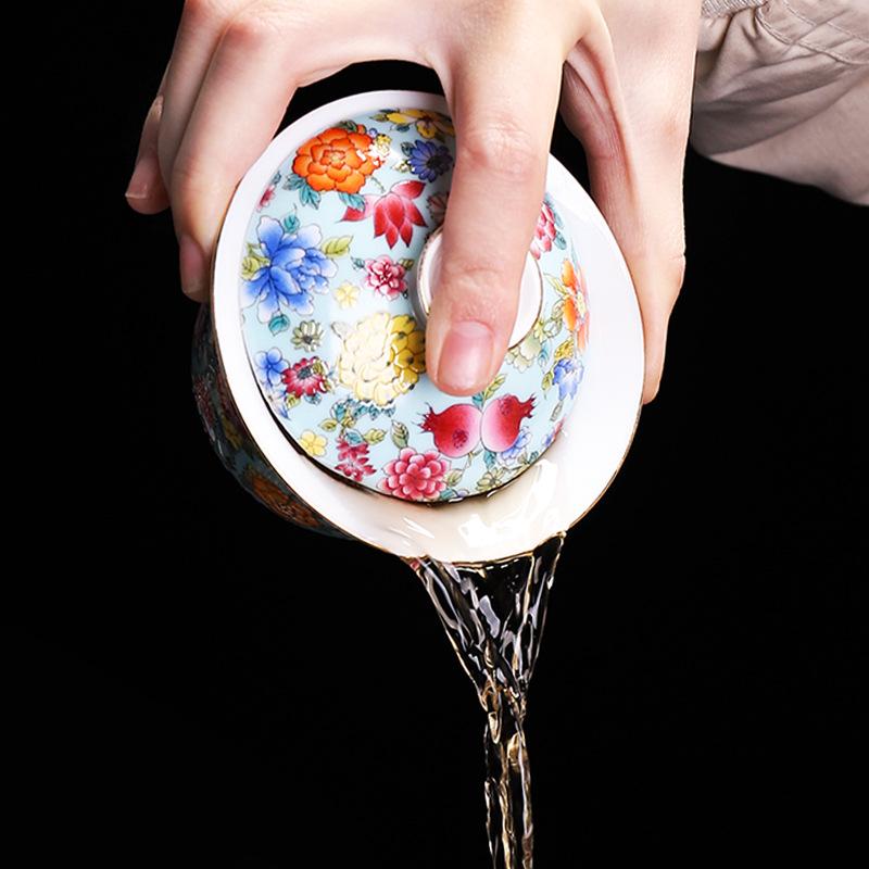 HMLOVE White Porcelain Sancai Gaiwan Color Enamel Cover Bowl Lid Saucer Vintage Handmade Tea Tureen Teaware Sets Gift 200ML