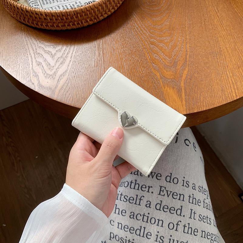 Новый модный кошелек в форме сердца, модный однотонный кошелек-трифолд в форме персикового сердца, тонкий женский короткий кошелек. белый