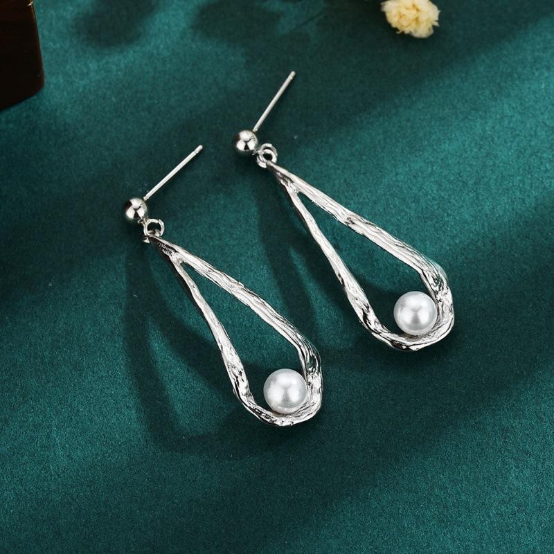 

Серьги Модная бижутерия Трансграничная Уникальная Необычная Осень Зима Стильная Высококлассный Дизайнерский вид