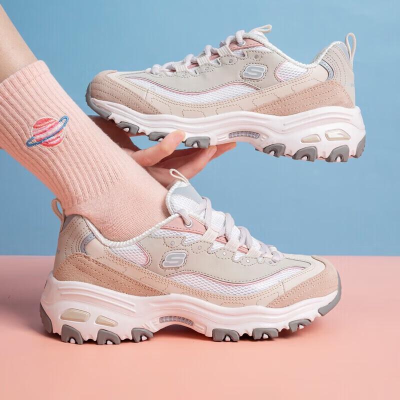 Skechers Women s Fashion Casual Dad Sneakers M