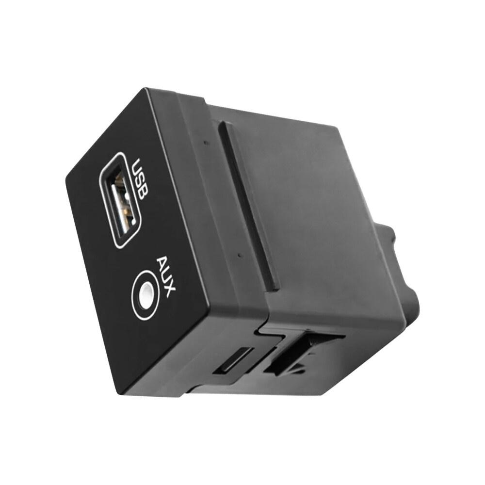 Auxiliary & USB Jack Assembly For Hyundai Santa Fe 2016-2018 96121-2W560